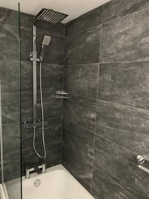 Newly Converted 3 Bedroom Apartment In Ulverston Kültér fotó
