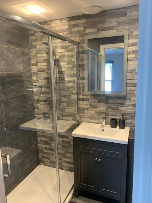 Newly Converted 3 Bedroom Apartment In Ulverston Kültér fotó